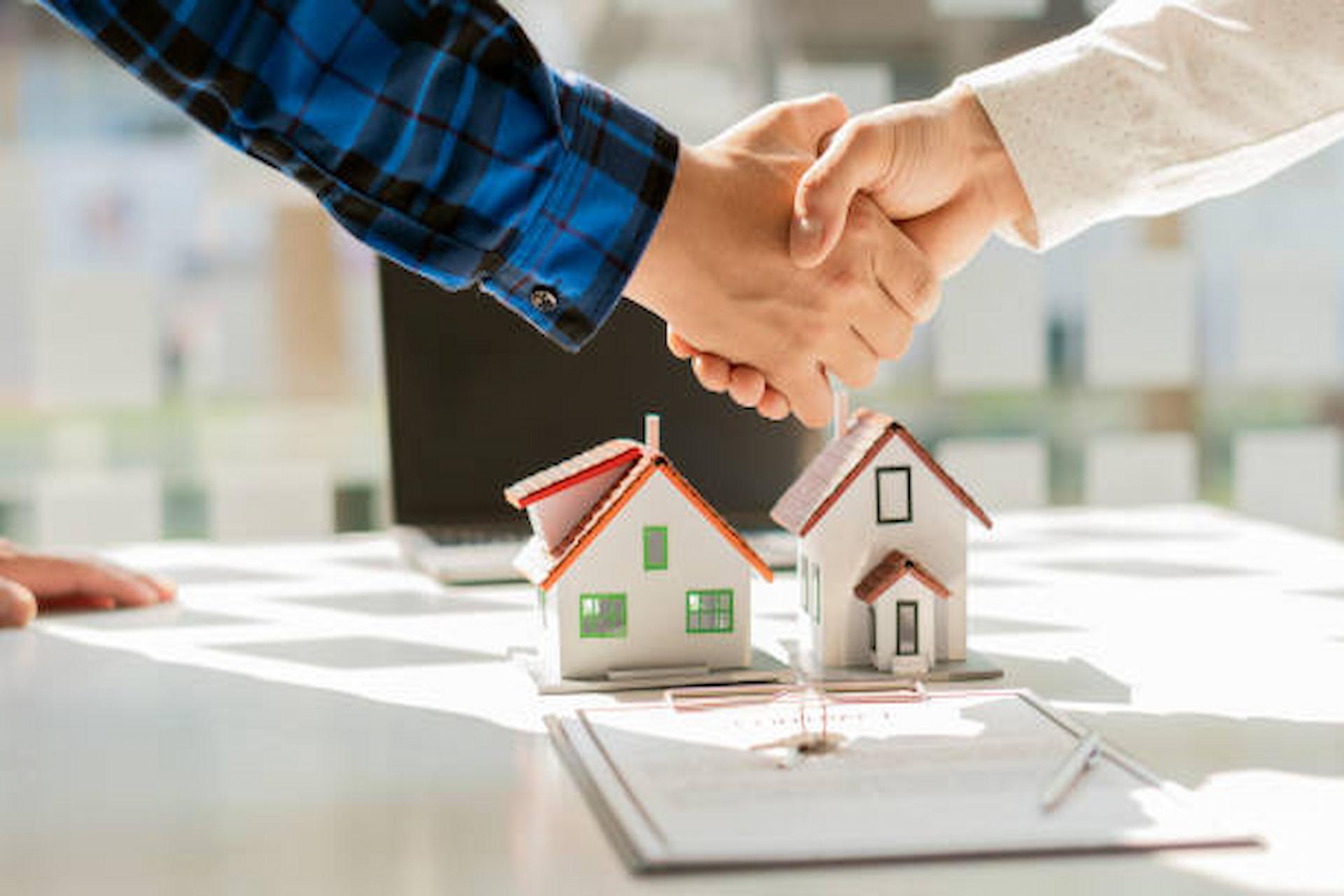 3 Things You Should Always Consider While Hiring An Estate Agent